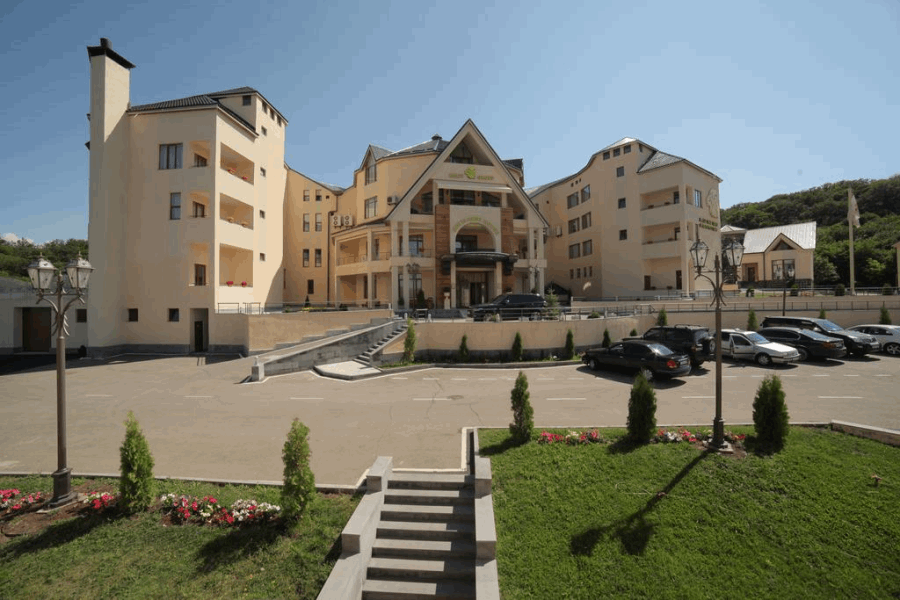 MULTI REST ОТЕЛИ В РЕГИОНАХ TSAGHKADZOR ``MULTI REST HOUSE`` HOTEL